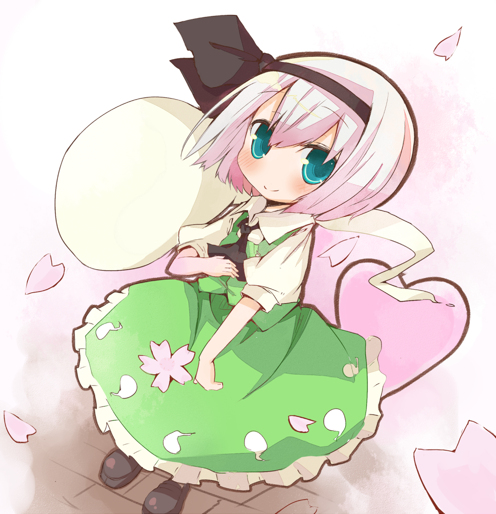 yatani row, konpaku youmu, konpaku youmu (ghost), touhou, silver hair, bad id, bad pixiv id, 1girl, blue eyes, female focus, ghost, hairband, petals, pink hair, short hair, smile, solo