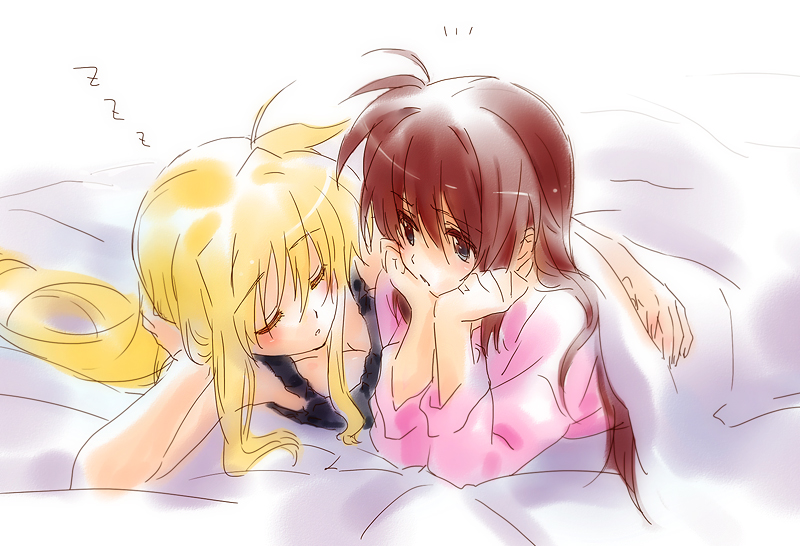 tokoharu, fate testarossa, takamachi nanoha, lyrical nanoha, mahou shoujo lyrical nanoha, mahou shoujo lyrical nanoha strikers, non-web source, 00s, 2girls, ahoge, arm support, bed, blonde hair, breasts, cleavage, closed eyes, hug, long hair, lying, multiple girls, on stomach, pajamas, red hair, sleeping, under covers, yuri