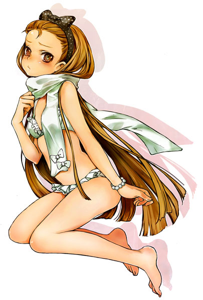 kiro (an kilo), kiro (pixiv), minase iori, idolmaster, idolmaster (classic), 00s, 1girl, barefoot, bikini, blush, brown eyes, brown hair, feet, female focus, hair ribbon, hairband, long hair, ribbon, scarf, solo, swimsuit, white background