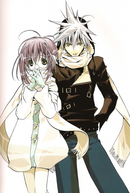 akatsuki chika, kita michiru, zombie loan, 00s, glasses, gloves, scarf, short hair, yellow eyes