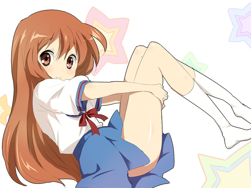 maruki (punchiki), asahina mikuru, suzumiya haruhi no yuuutsu, bad id, bad pixiv id, 00s, brown eyes, brown hair, hugging own legs, legs up, long hair, school uniform, serafuku, smile, socks, solo
