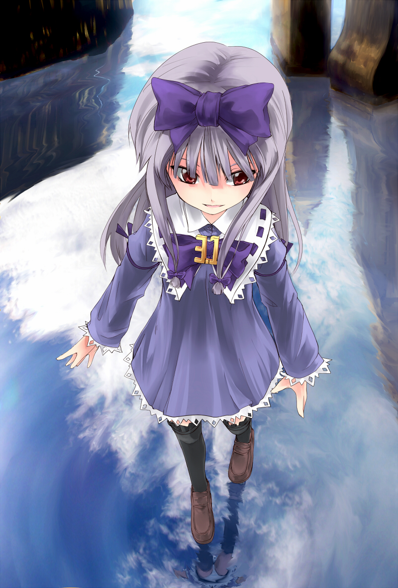 wander (artist), wander (cordabyss), 3.1-tan, os-tan, bad id, bad pixiv id, 1girl, bow, brown shoes, child, dress, female focus, grey hair, hair bow, hair ribbon, lolita fashion, long hair, panties, pantyshot, red eyes, reflection, reflective liquid, ribbon, ripples, shoes, short dress, smile, solo, thighhighs, underwear, water