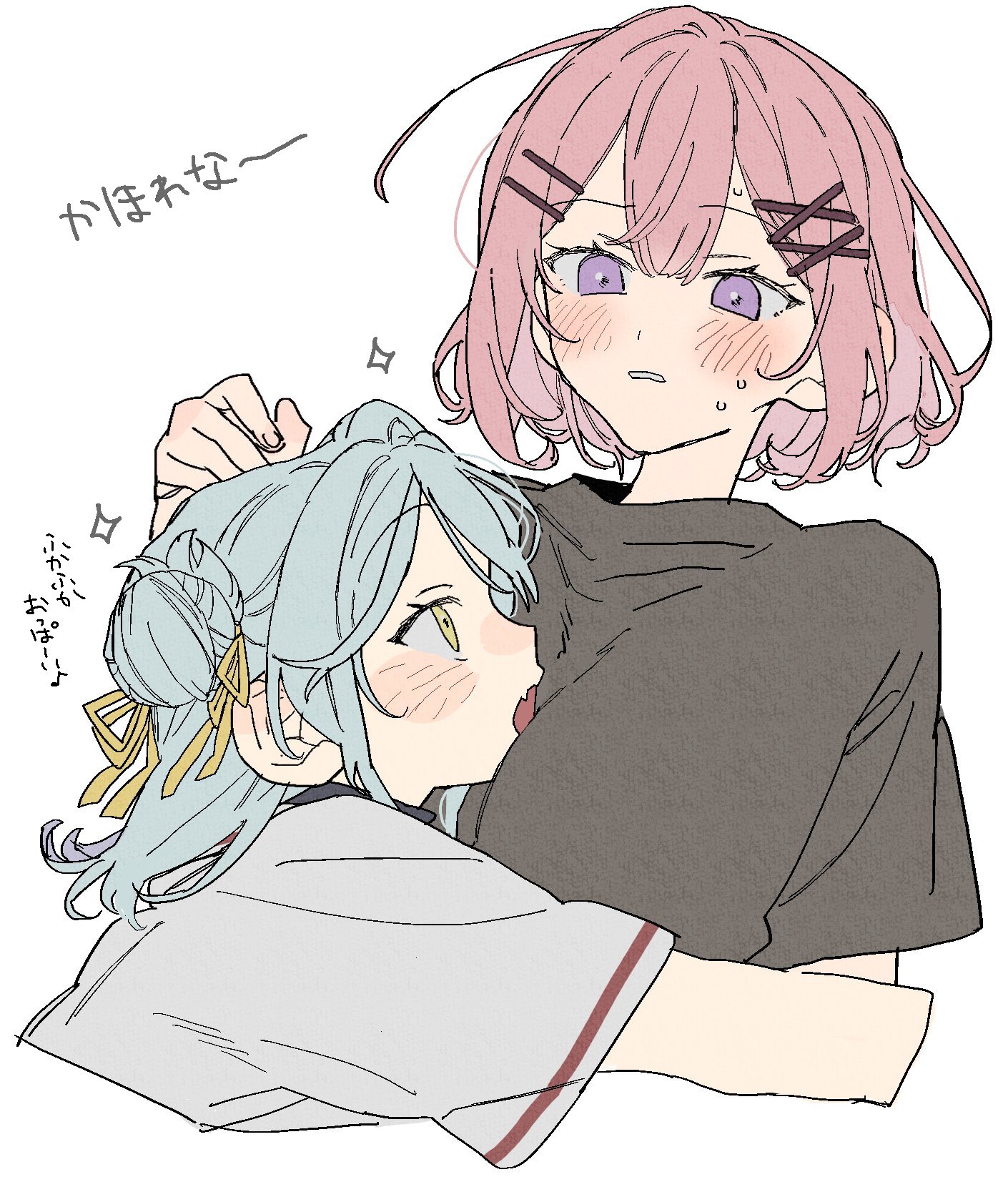 dayama, amaori renako, koyanagi kaho, watashi ga koibito ni nareru wake naijan murimuri!, highres, translation request, 2girls, black shirt, blue hair, blush, fang, grey shirt, hair bun, hair ribbon, hug, multiple girls, open mouth, pink hair, purple eyes, ribbon, shirt, simple background, single side bun, skin fang, sparkle, sweat, white background, yellow eyes, yellow ribbon, yuri