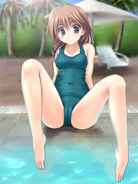 x-4kazu, komaki ikuno, to heart (series), to heart 2, 00s, 1girl, barefoot, blue eyes, brown hair, cameltoe, feet, female focus, full body, green one-piece swimsuit, one-piece swimsuit, pool, school swimsuit, solo, spread legs, swimsuit