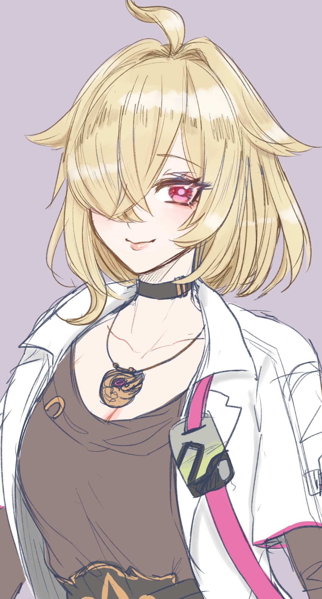 chenxue (honkai impact), honkai (series), honkai impact 3rd, commentary request, highres, 1girl, black choker, blonde hair, choker, hair over one eye, long hair, looking at viewer, purple background, red eyes, shirt, simple background, smile