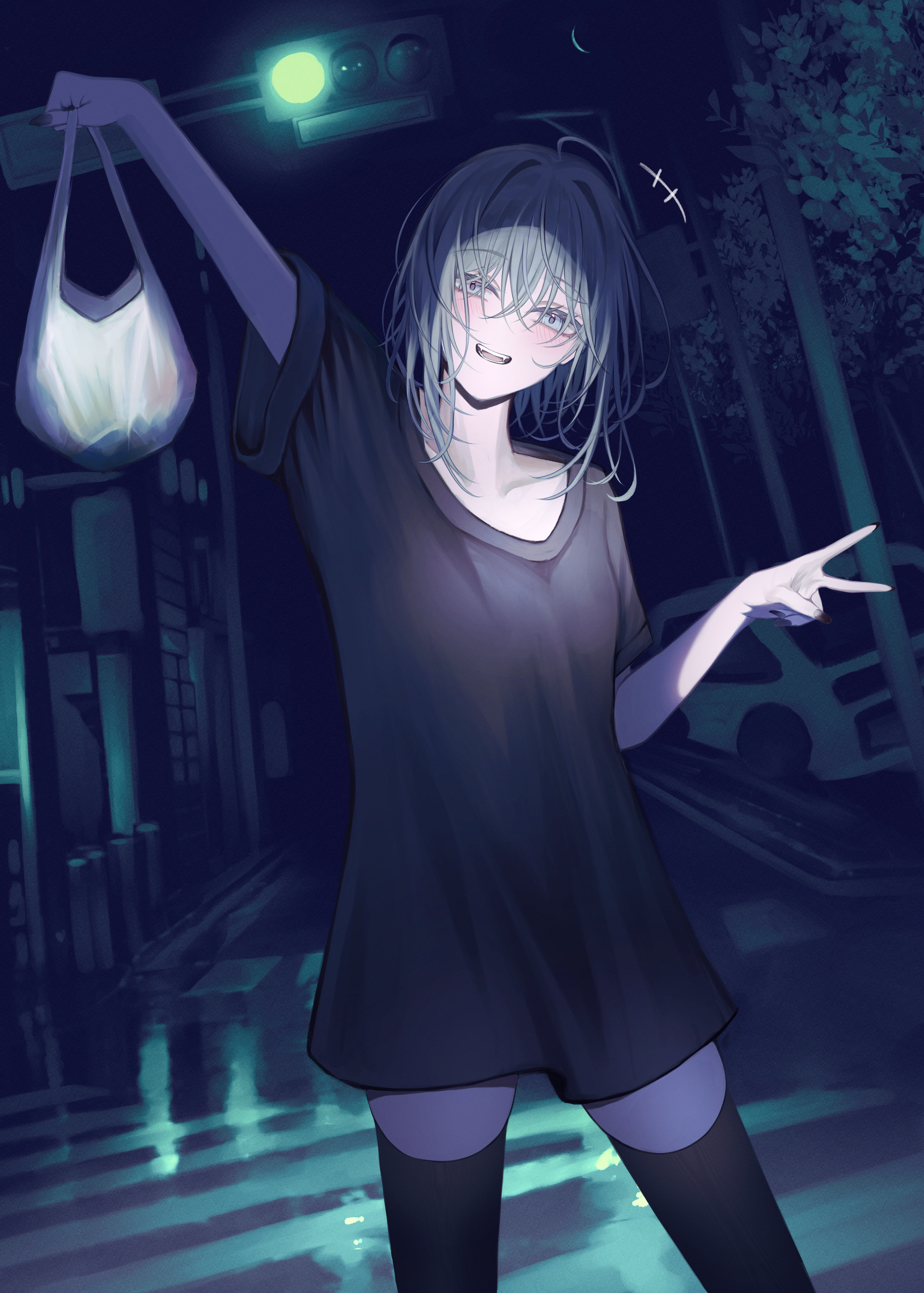 haru (haru83380282), original, absurdres, commentary request, highres, 1girl, ahoge, arm up, bag, black shirt, black thighhighs, collarbone, cowboy shot, crosswalk, grey hair, hair between eyes, hair intakes, hand up, holding, holding bag, legs apart, long bangs, long shirt, looking at viewer, messy hair, motion lines, night, outdoors, road, shirt, short hair, short sleeves, solo, standing, street, t-shirt, thighhighs, traffic light, v