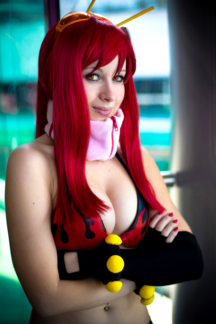 mortelle, yoko littner, tengen toppa gurren lagann, bad deviantart id, bad id, cosplay photo, photo (medium), 1girl, bare shoulders, bikini, bikini top only, breasts, cleavage, cosplay, elbow gloves, female focus, fingerless gloves, gloves, large breasts, long hair, midriff, navel, navel piercing, piercing, red hair, smile, solo, swimsuit, yellow eyes
