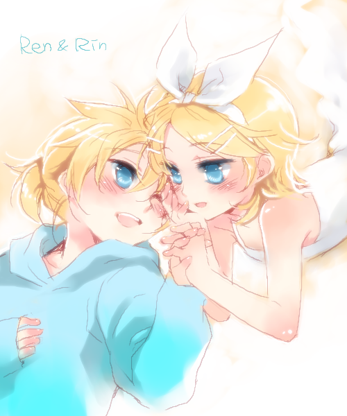 manle, kagamine len, kagamine rin, vocaloid, bad id, bad pixiv id, 1boy, 1girl, blonde hair, blue eyes, blush, brother and sister, hair ornament, hairclip, short hair, siblings, twins