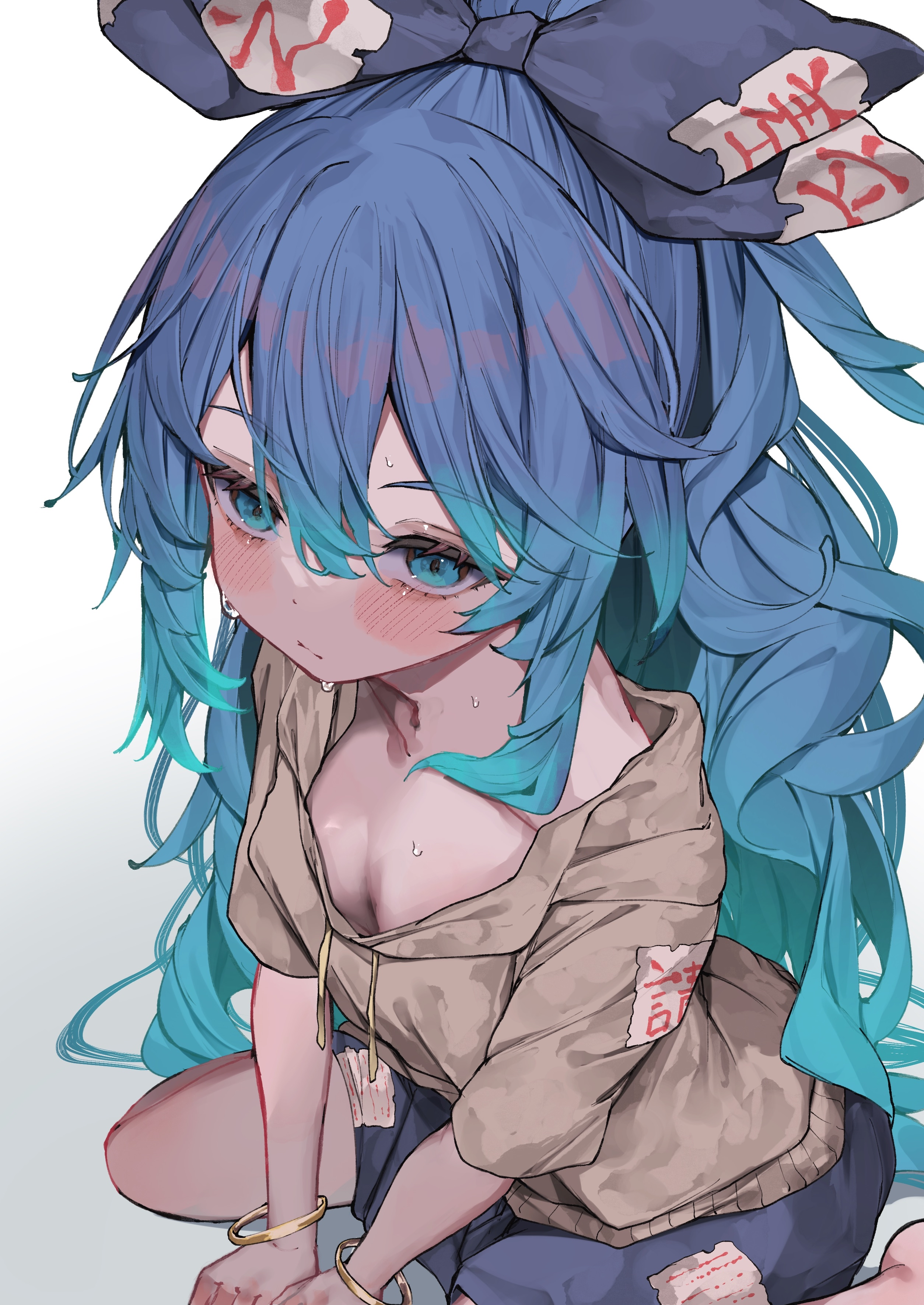kararage tsune, yorigami shion, touhou, absurdres, highres, 1girl, blue bow, blue eyes, blue hair, blush, blush stickers, bow, bracelet, breasts, brown jacket, cleavage, closed mouth, gradient background, gradient hair, grey background, hair bow, hair ears, jacket, jewelry, long hair, looking at viewer, multicolored hair, small breasts, solo