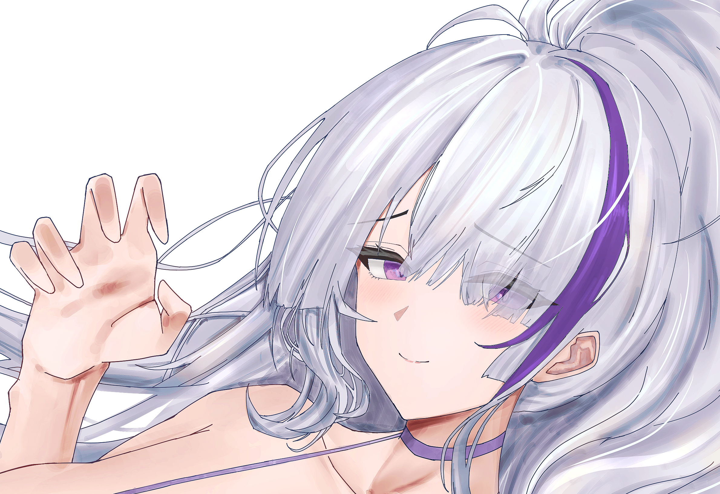 00zanpan00, unzen (azur lane), unzen (sojourn through clear seas) (azur lane), azur lane, commentary request, cropped, highres, partial commentary, 1girl, bikini, blush, breasts, choker, claw pose, cleavage, closed mouth, collar, dutch angle, eyes visible through hair, grey hair, hair over one eye, hand up, large breasts, long hair, looking at viewer, multicolored hair, official alternate costume, ponytail, purple bikini, purple choker, purple eyes, purple hair, smile, solo, streaked hair, swimsuit, white background, white hair