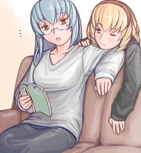 tsuda nanafushi, hinaichigo, suigintou, rozen maiden, silver hair, 00s, 2girls, aged up, blonde hair, book, casual, couch, glasses, green eyes, hairband, multiple girls, one eye closed, red eyes, sitting, wink