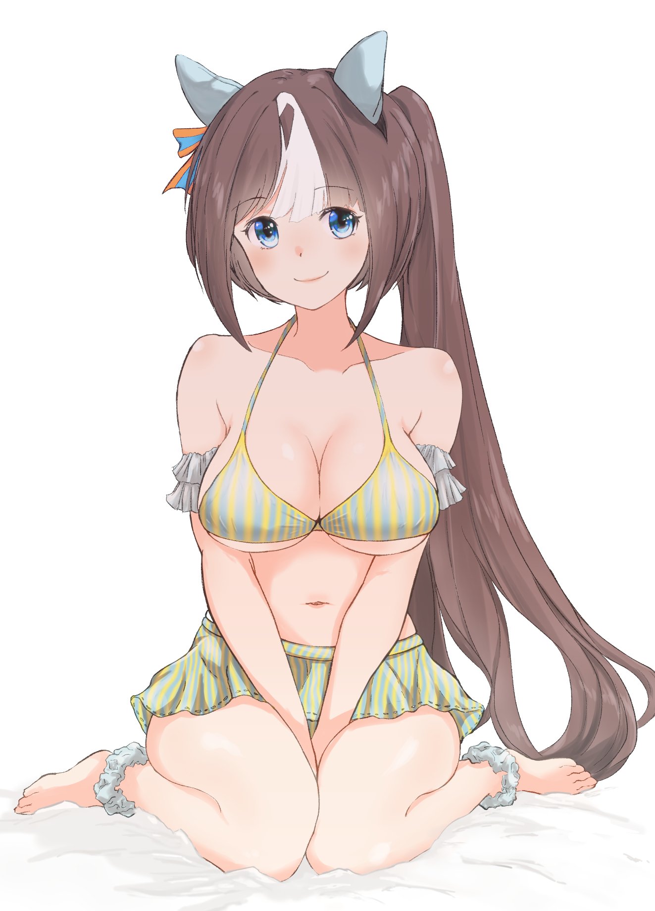 piett, hokko tarumae (umamusume), umamusume, highres, 1girl, animal ears, ankle scrunchie, bare shoulders, bikini, bikini skirt, blue eyes, blush, bow, breasts, brown hair, cleavage, closed mouth, collarbone, ear covers, good thighs day, green bikini, horse ears, horse girl, horse tail, large breasts, looking at viewer, multicolored hair, navel, ponytail, scrunchie, side ponytail, sitting, smile, solo, stomach, striped bow, striped hair, swimsuit, tail, thighs, wariza, white hair