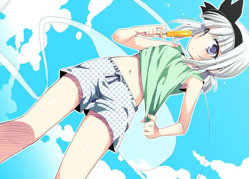 midori (green tea), midori (pixiv), konpaku youmu, konpaku youmu (ghost), touhou, 1girl, alternate costume, alternate hairstyle, blue eyes, blunt bangs, casual, contemporary, day, dutch angle, female focus, food, hairband, midriff, navel, polka dot, ponytail, popsicle, purple eyes, shorts, sky, solo, tank top, white hair