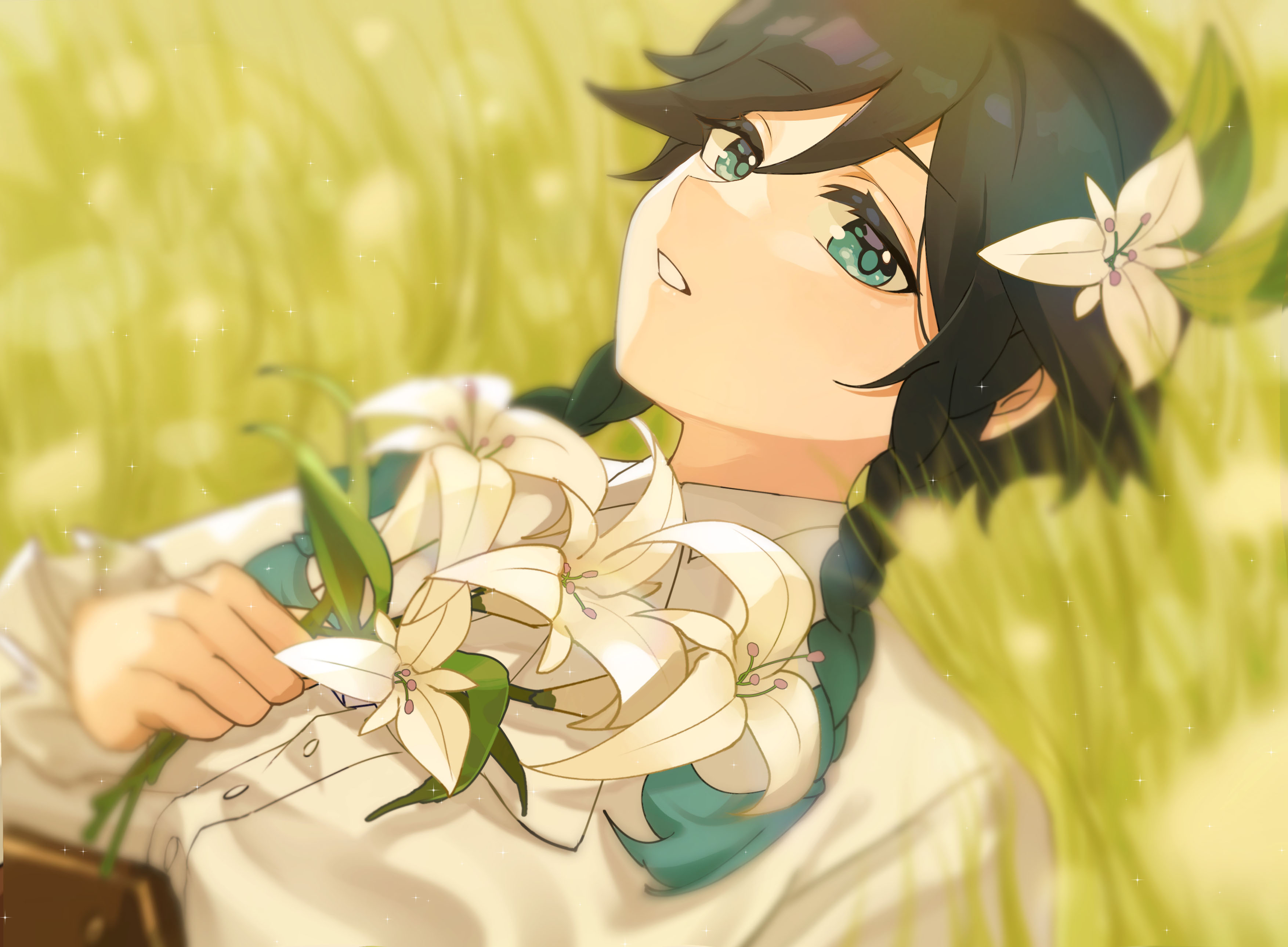 sarlynar, venti (genshin impact), genshin impact, absurdres, commentary request, highres, 1boy, black hair, blue hair, braid, brown corset, corset, flower, gradient hair, green eyes, hair flower, hair ornament, holding, holding flower, long sleeves, lying, multicolored hair, on grass, shirt, solo, twin braids, white flower, white shirt, white sleeves