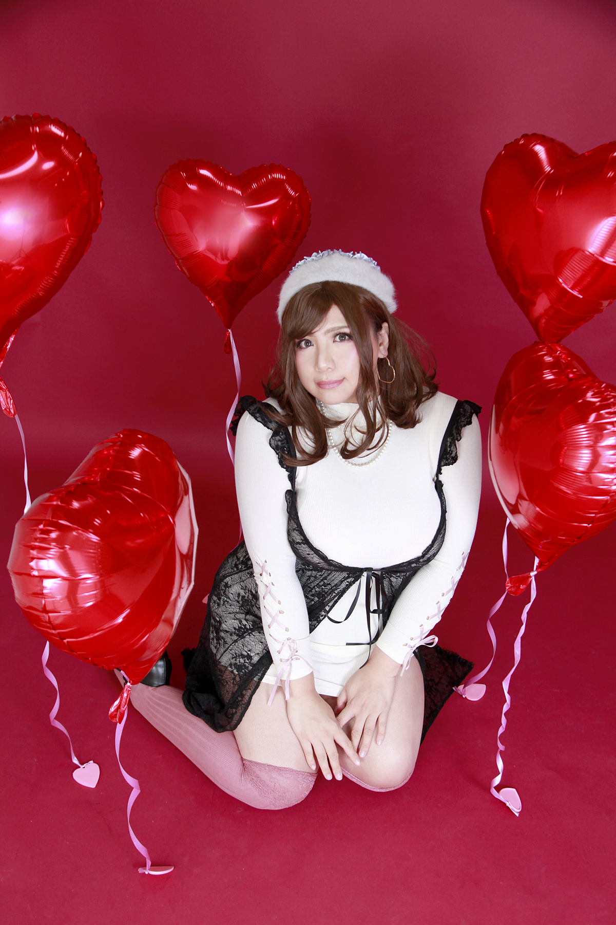 chouzuki maryou, highres, photo (medium), 1girl, asian, breasts, brown hair, large breasts, plump, solo