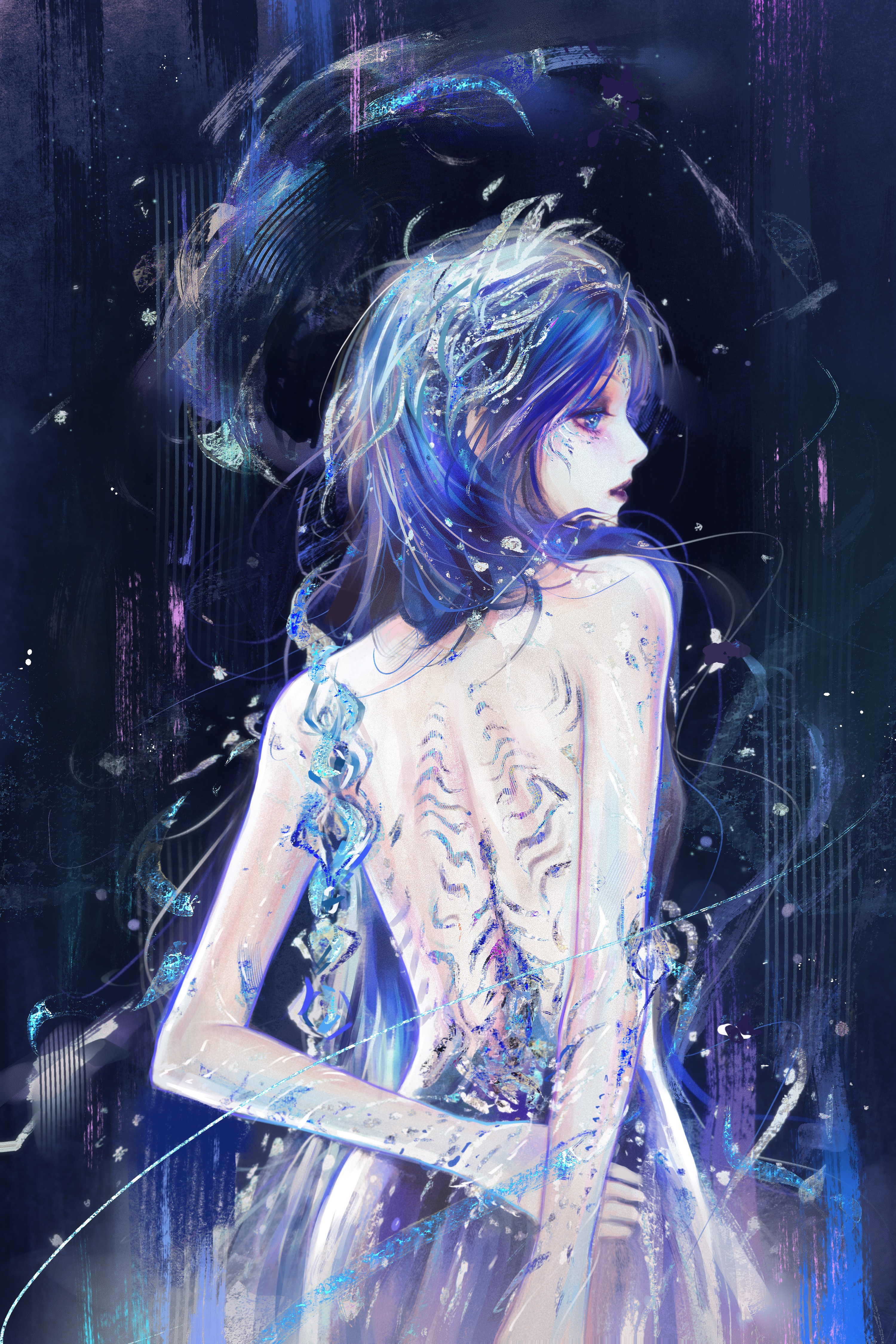 infinity nikki, nikki (series), absurdres, chinese commentary, commentary request, highres, 1girl, arms behind back, back, backless dress, backless outfit, bare back, bare shoulders, black background, blue dress, blue eyes, blue hair, born flawless (infinity nikki), circlet, cowboy shot, cracked skin, dress, eyeshadow, feather hair ornament, feathers, from behind, hair ornament, hair over shoulder, half-closed eyes, holding own arm, ice, light particles, lipstick, long hair, looking to the side, makeup, parted lips, pointy nose, purple eyeshadow, purple lips, shoulder blades, solo, standing, strapless, strapless dress, white bairen