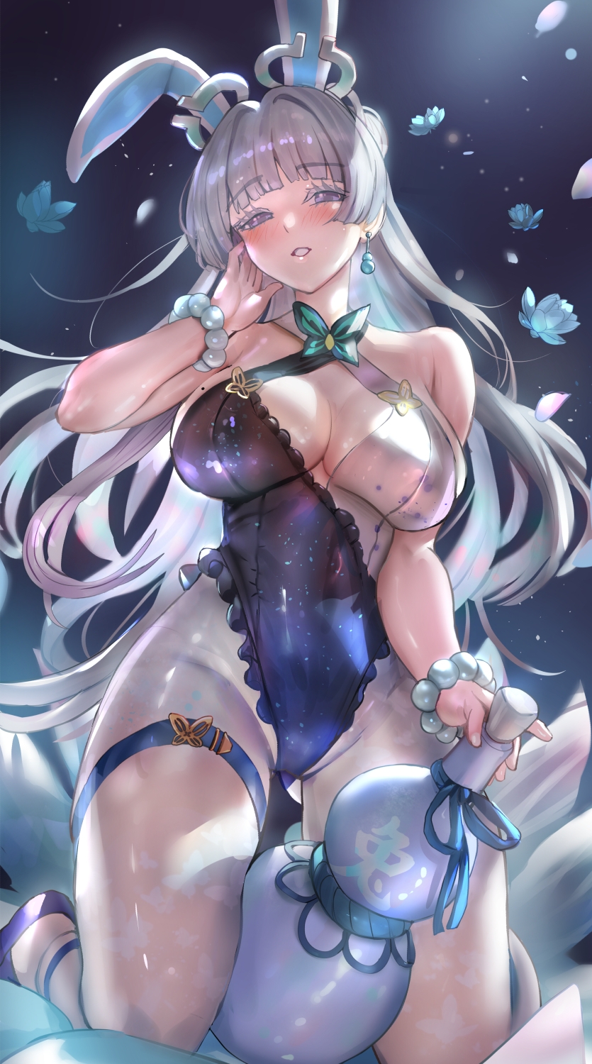 himonoata, nayuta (nikke), goddess of victory: nikke, commentary request, highres, paid reward available, 1girl, alternate costume, animal ears, bare arms, bare shoulders, blunt bangs, blush, bracelet, breasts, fake animal ears, grey hair, hand up, jewelry, kneeling, large breasts, leotard, looking at viewer, parted lips, playboy bunny, rabbit ears, smile, solo, thigh strap, thighs