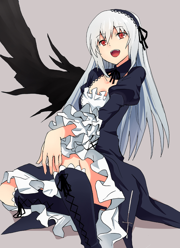 hyakuen raitaa, suigintou, rozen maiden, bad id, bad pixiv id, 00s, boots, dress, frills, grey hair, hairband, long hair, solo, wings