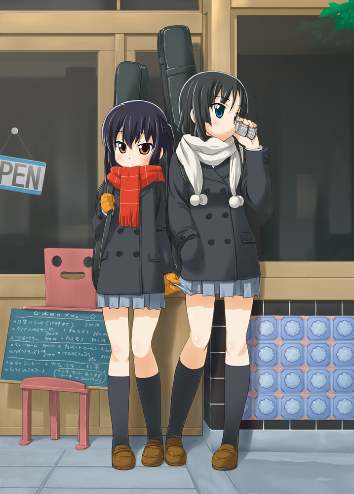 bakutendou, akiyama mio, nakano azusa, k-on!, bad id, bad pixiv id, 00s, 2girls, black hair, blue eyes, cellphone, clothes grab, guitar case, instrument case, long hair, mittens, multiple girls, orange eyes, phone, scarf, school uniform, skirt, skirt grab, skirt hold, socks