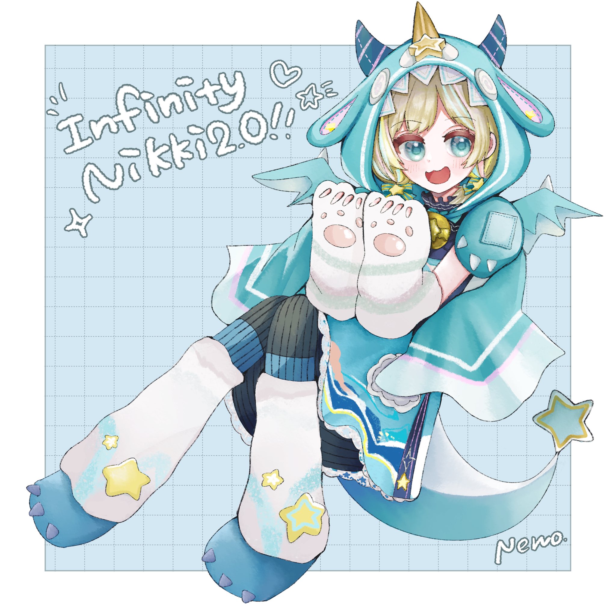 1210 neno, infinity nikki, nikki (series), notice, commentary request, highres, 1girl, animal costume, animal ear hood, animal hands, bell, black pantyhose, blonde hair, blue background, blue bow, blue cloak, blue dress, blue eyes, blue horns, blue shoes, blue tail, blue wings, border, bow, cloak, cloud print, copyright name, deepwood dream (infinity nikki), dot nose, dragon costume, dragon tail, dragon wings, dress, elbow gloves, fake animal ears, fake horns, fake tail, fake wings, frilled dress, frills, full body, gloves, grid background, hair bow, hair ornament, happy, heart, hood, hood up, hooded cloak, horns, leg warmers, light blush, looking at viewer, loose gloves, low twintails, medium dress, medium hair, neck bell, open mouth, outside border, pantyhose, paw gloves, print dress, print leg warmers, shoes, shooting star (symbol), short twintails, signature, sitting, smile, solo, sparkle, star (symbol), star hair ornament, star print, striped clothes, striped gloves, striped pantyhose, tail, twintails, two-tone bow, vertical-striped clothes, vertical-striped pantyhose, white border, white gloves, white leg warmers, wings, yellow bow