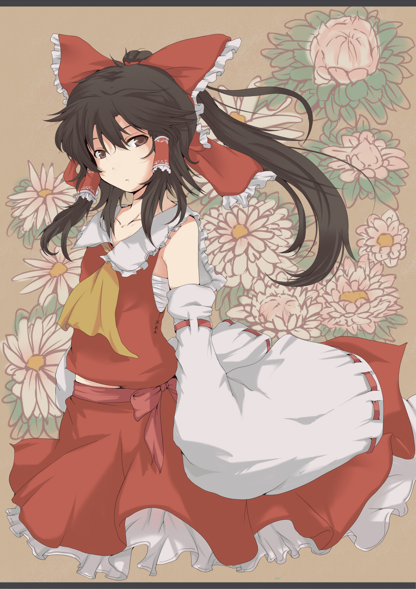 nejime, hakurei reimu, touhou, bad id, bad pixiv id, highres, 1girl, black hair, bow, brown eyes, detached sleeves, female focus, flower, hair bow, japanese clothes, miko, plant, sarashi, short hair, skirt, solo