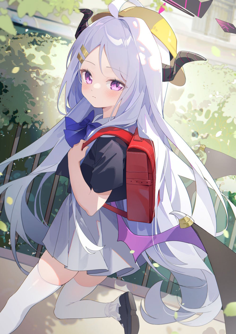 yunweishukuang, hina (blue archive), blue archive, commentary request, highres, 1girl, backpack, bag, black horns, black shoes, black skirt, closed mouth, demon girl, expressionless, from side, grey hair, grey skirt, hair ornament, hairclip, hat, horns, long hair, looking at viewer, low wings, parallel hairclips, parted bangs, pink eyes, pleated skirt, randoseru, red bag, shoes, skirt, solo, thighhighs, white thighhighs, wings, yellow hat