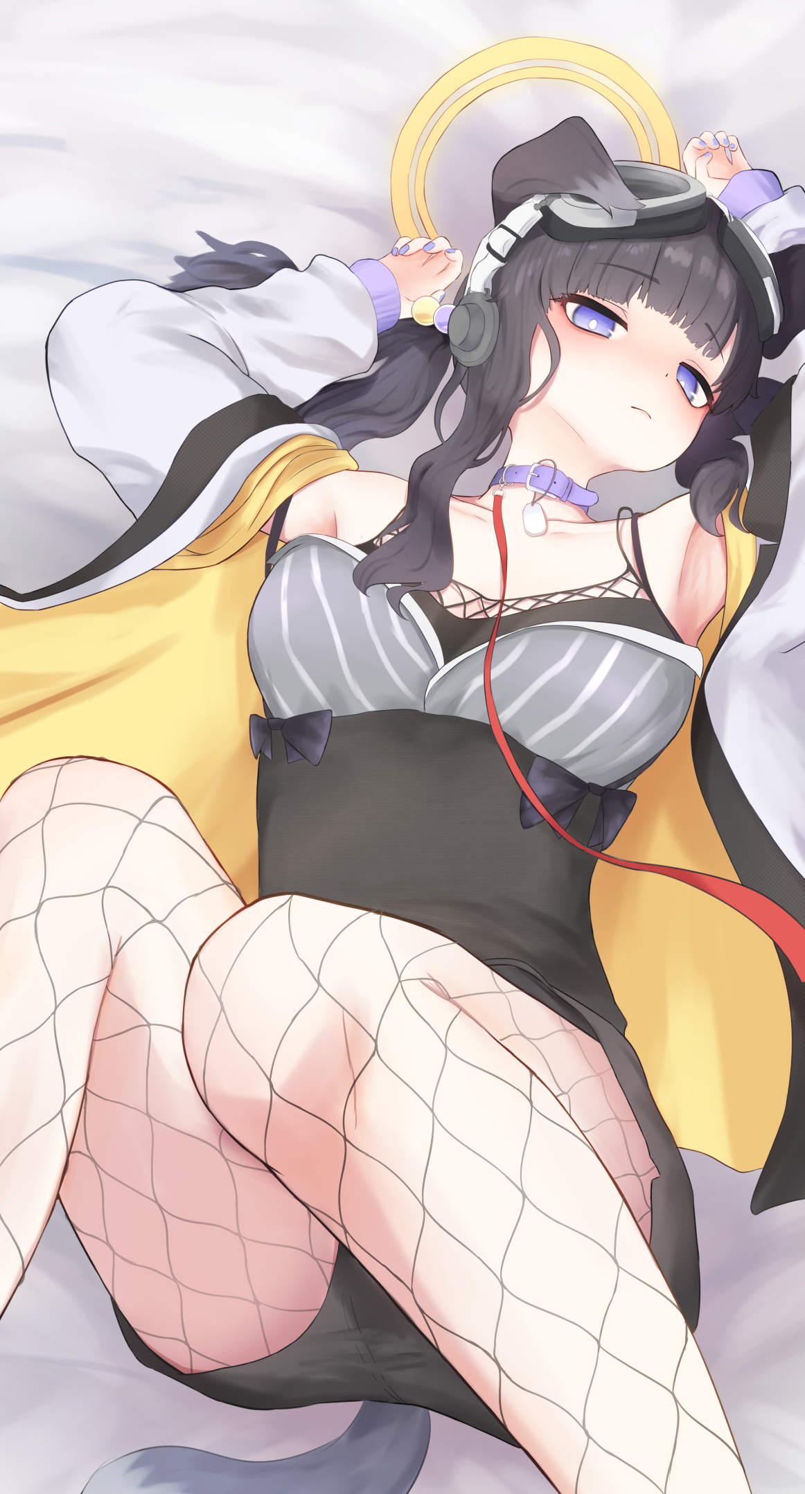 etonomikoto, hibiki (blue archive), blue archive, commentary request, highres, 1girl, animal ears, black hair, blue eyes, dog ears, dog girl, engineering department (blue archive), goggles, goggles on head, halo, looking at viewer, solo, yellow halo