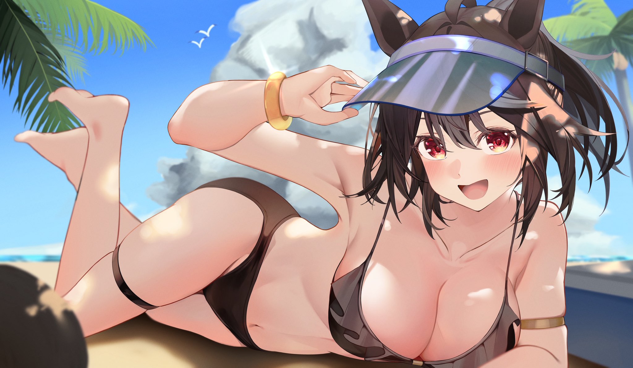 a o 1016, kitasan black (umamusume), umamusume, commentary request, highres, 1girl, :d, ahoge, animal ears, armpits, bangle, barefoot, bikini, black bikini, black hair, bracelet, breasts, cleavage, cloud, collarbone, day, hair between eyes, hand on headwear, horse ears, horse girl, jewelry, large breasts, looking at viewer, lying, open mouth, outdoors, palm tree, red eyes, short hair, smile, solo, swimsuit, thigh strap, tree, visor cap, white hair