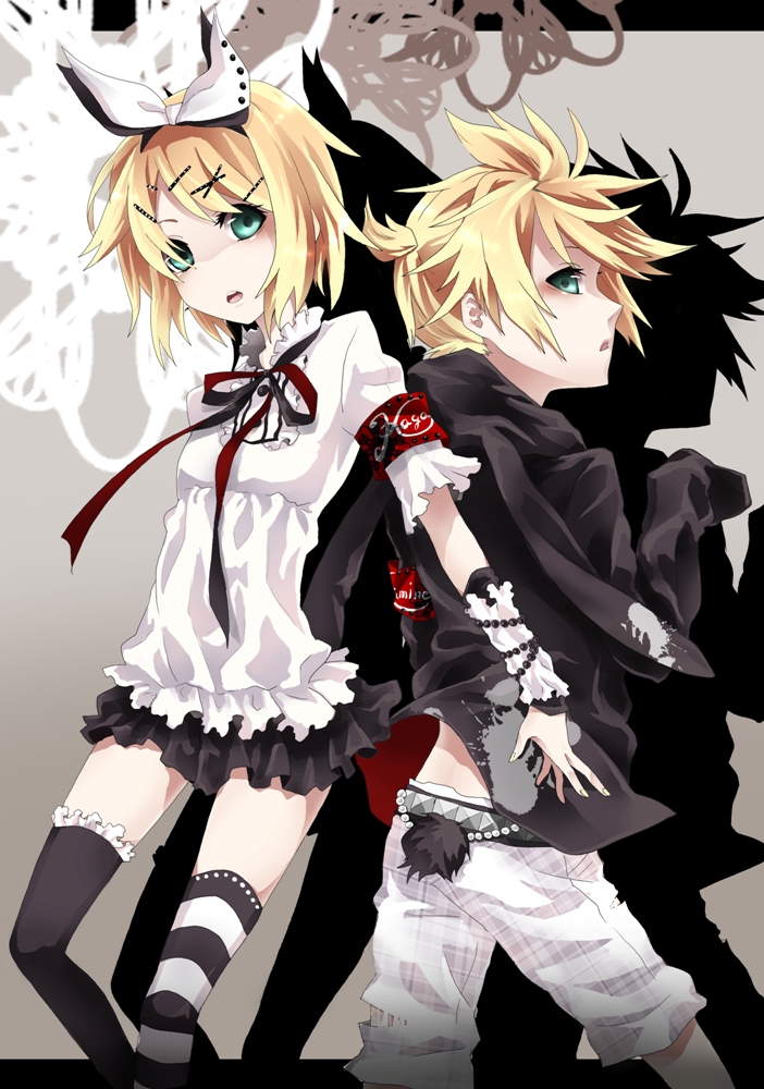 kyo zip, kagamine len, kagamine rin, vocaloid, bad id, bad pixiv id, 1boy, 1girl, aqua eyes, blonde hair, brother and sister, casual, hair ornament, hair ribbon, hairclip, jacket, ribbon, short hair, shorts, siblings, skirt, striped clothes, striped thighhighs, thighhighs, twins, zettai ryouiki