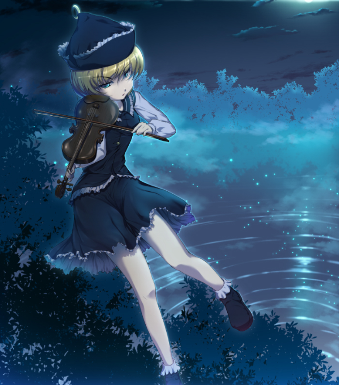 mafu, lunasa prismriver, touhou, 1girl, blonde hair, blue eyes, cloud, female focus, hat, instrument, outdoors, plant, short hair, sky, solo, standing, violin, water