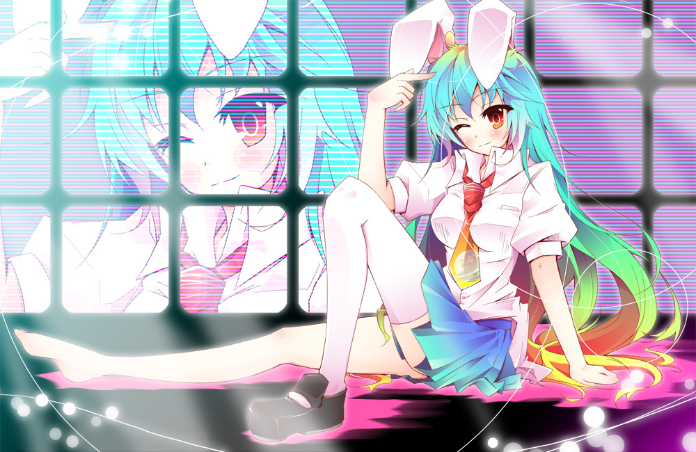 nanamomo rio, nanamomorio, reisen udongein inaba, touhou, 1girl, alternate hair color, animal ears, aqua hair, asymmetrical clothes, barefoot, blonde hair, female focus, gradient hair, green hair, long hair, multicolored hair, necktie, rabbit ears, red eyes, shoes, single shoe, single thighhigh, solo, thighhighs, very long hair, zettai ryouiki