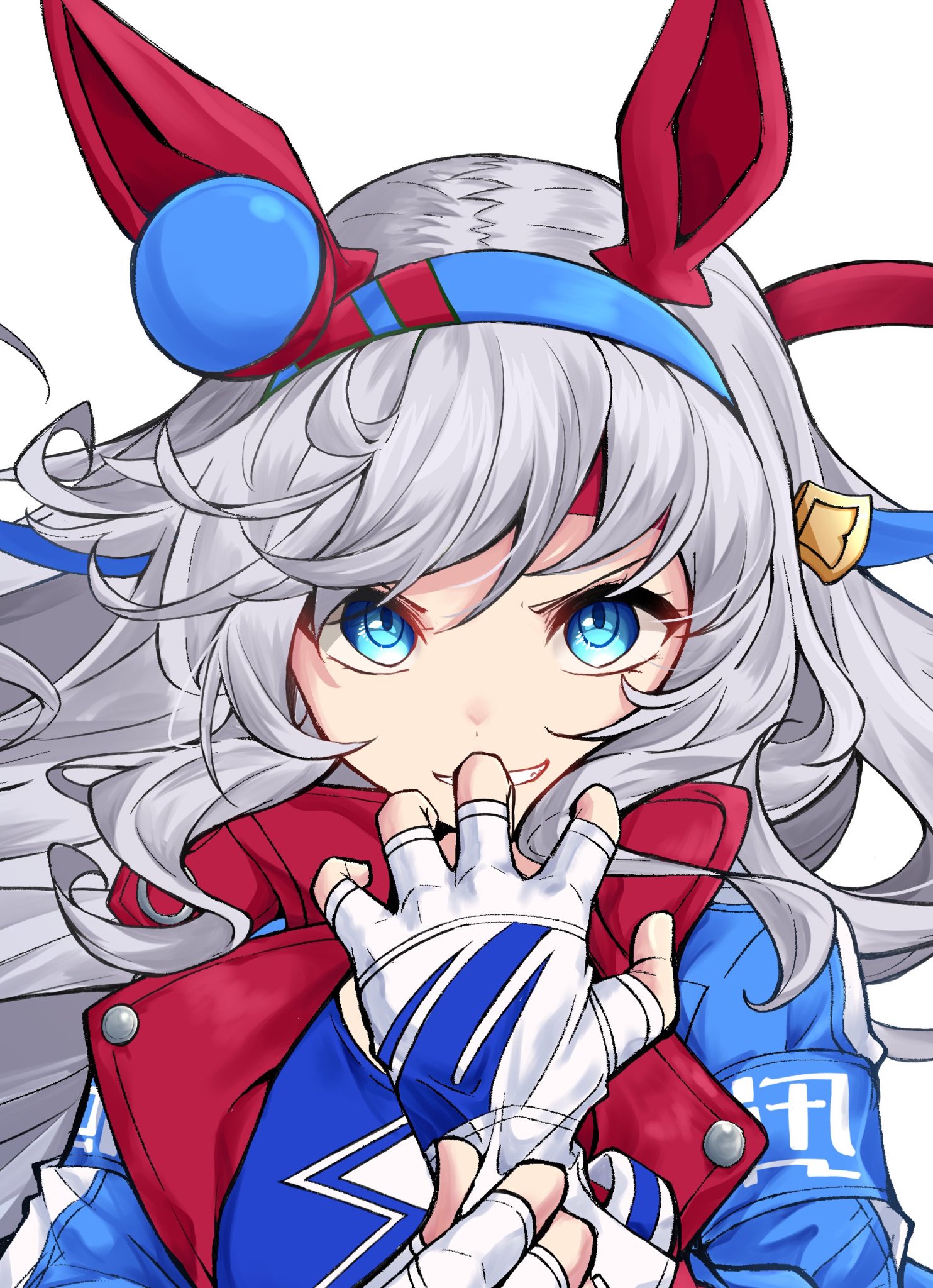 amaxa, tamamo cross (umamusume), tamamo cross (with lightning speed) (umamusume), umamusume, commentary, hashtag-only commentary, highres, 1girl, adjusting clothes, adjusting gloves, animal ears, blue eyes, blue hairband, blue shirt, ear covers, fingerless gloves, gloves, grey hair, grin, hairband, headband, horse ears, horse girl, looking at viewer, red headband, shirt, simple background, smile, solo, upper body, v-shaped eyebrows, white background, white gloves
