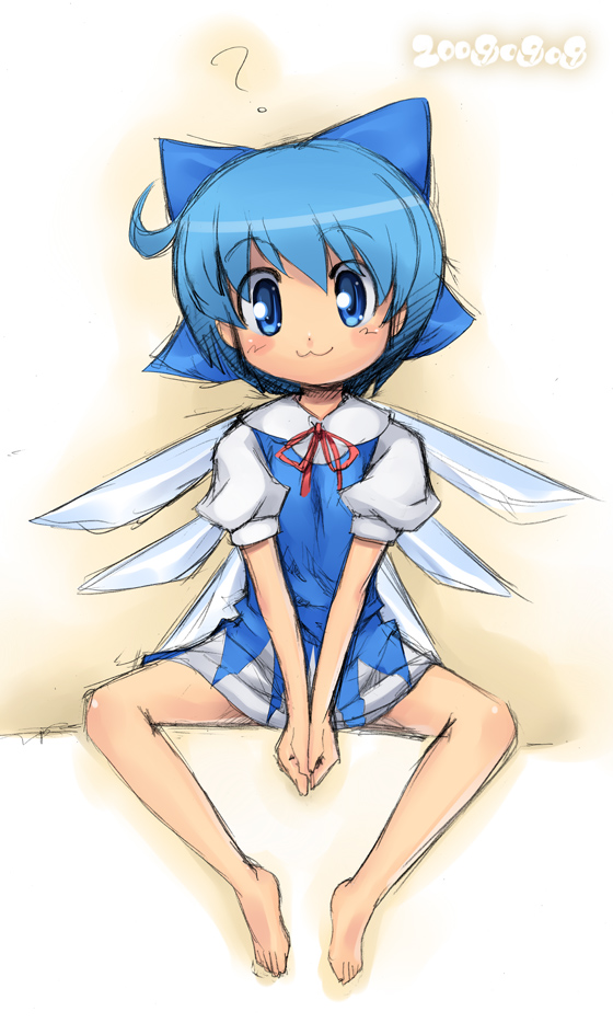 kanno, cirno, embodiment of scarlet devil, touhou, 1girl, :3, ?, barefoot, blue eyes, blue hair, bow, feet, female focus, matching hair/eyes, short hair, sketch, smile, solo, wings