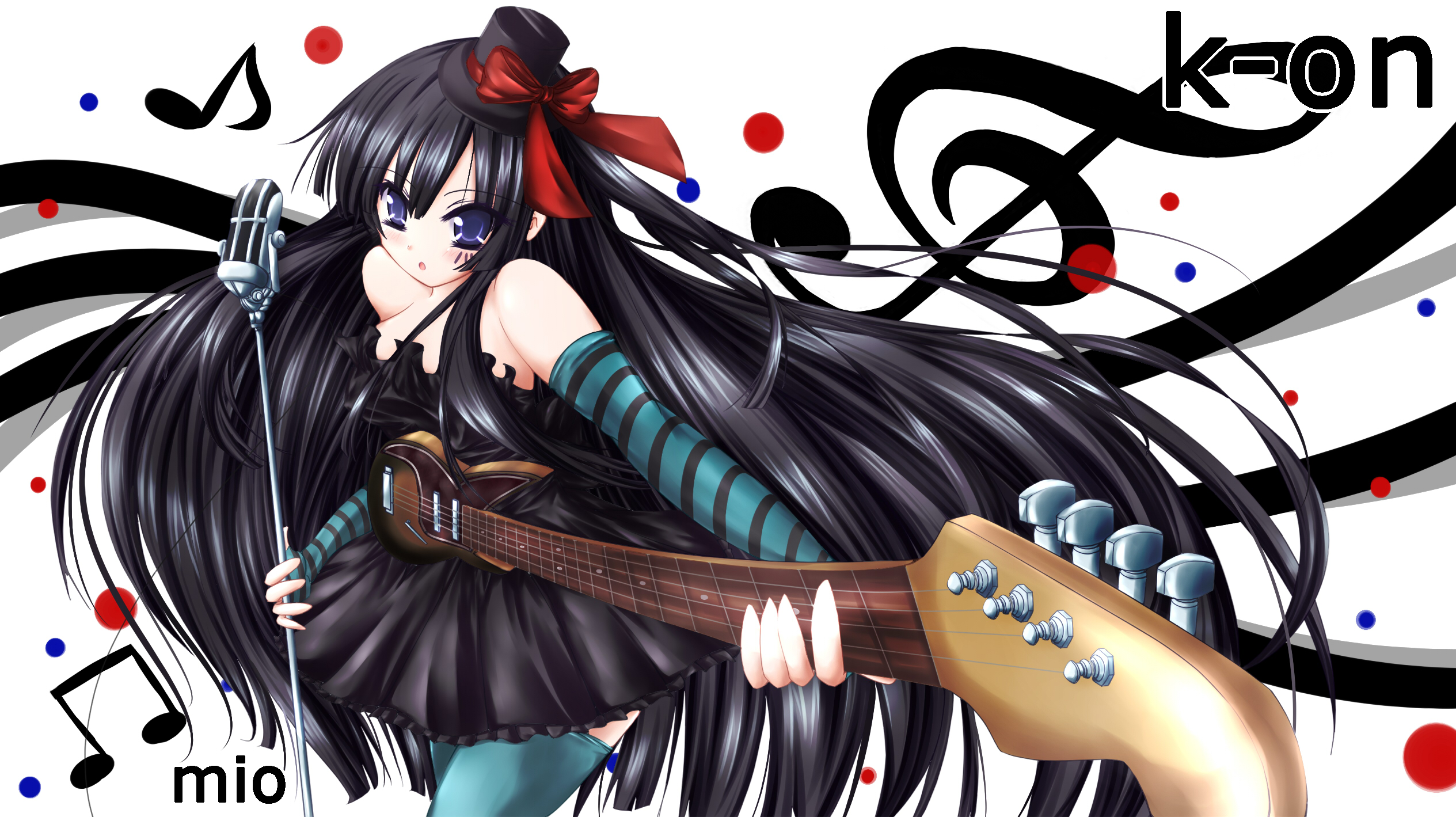 mikan (5555), akiyama mio, don't say "lazy", k-on!, striped, bad id, bad pixiv id, highres, 00s, 1girl, bass guitar, black hair, blue eyes, dress, female focus, fingerless gloves, gloves, guitar, hat, instrument, long hair, microphone, microphone stand, mini hat, mini top hat, solo, thighhighs, top hat
