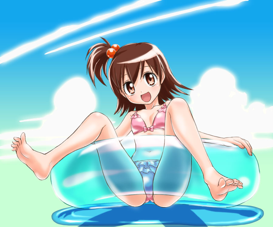 hajime (caramel toone), yumeno koto, onegai my melody, sanrio, 00s, 1girl, barefoot, bikini, feet, female focus, innertube, legs, outdoors, pink bikini, side ponytail, sky, smile, solo, swim ring, swimsuit