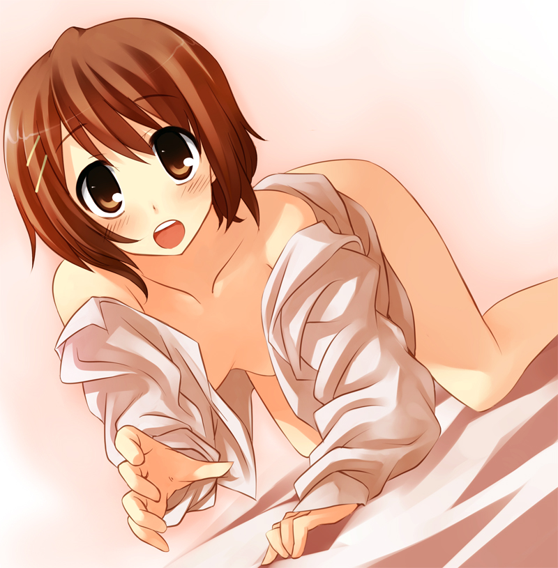 pino (birthdayparty), pino (pixiv), hirasawa yui, k-on!, 00s, 1girl, all fours, bed, bent over, blush, bottomless, brown eyes, brown hair, crawling, dutch angle, female focus, hair ornament, hairclip, legs, no bra, open clothes, open mouth, open shirt, round teeth, shirt, short hair, solo, teeth, undressing