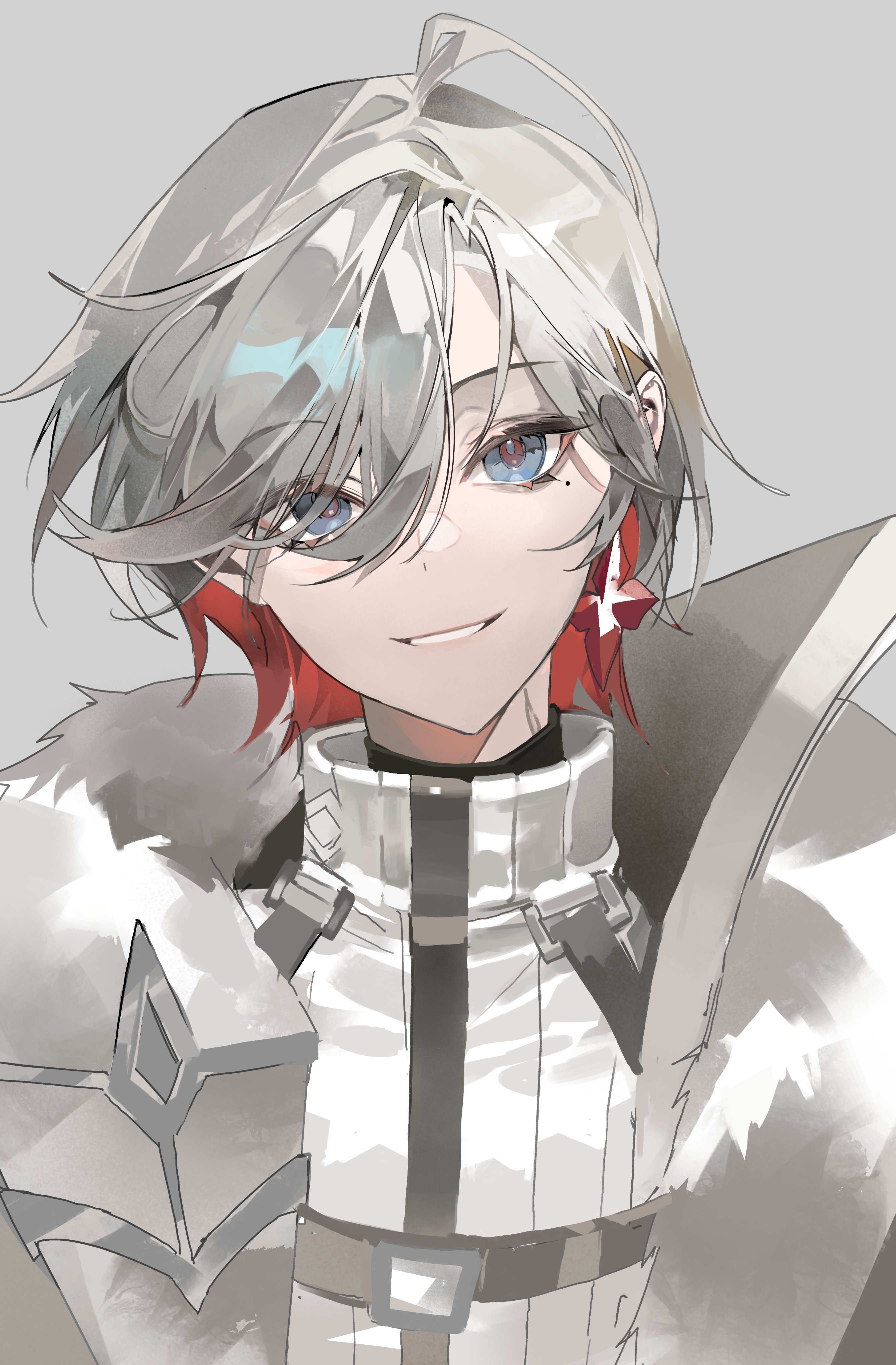 genshin impact, absurdres, highres, 1boy, ahoge, bishounen, buri04660072364, colored inner hair, earrings, fur collar, fur trim, illuga (genshin impact), jewelry, looking at viewer, male focus, multicolored hair, red hair, shirt, single earring, smile, solo, turtleneck, upper body, white shirt