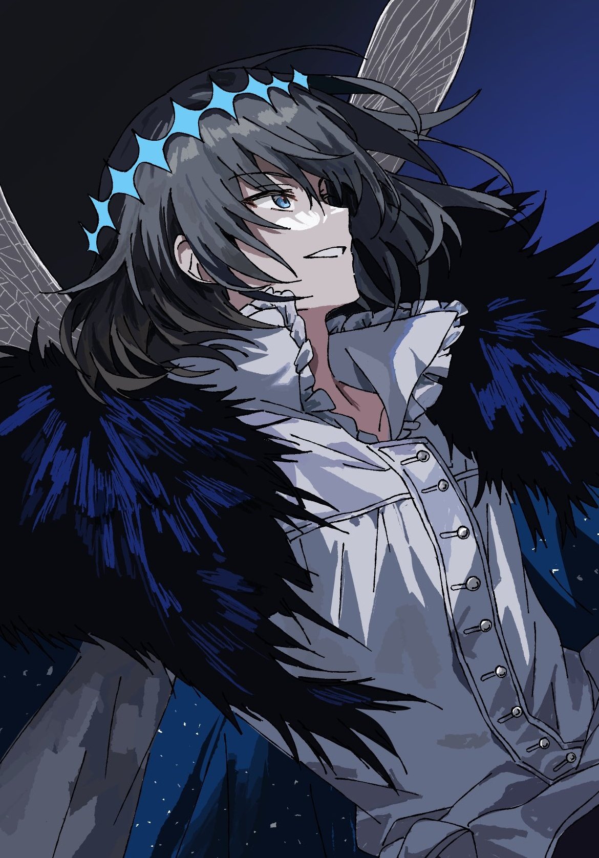 oberon (fate), oberon (third ascension) (fate), fate/grand order, fate (series), highres, 1boy, black hair, blue eyes, fur trim, hair between eyes, insect wings, shirt, short hair, smile, solo, syst098, white shirt, wings