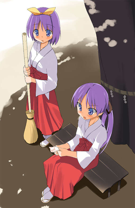 shigen, hiiragi kagami, hiiragi tsukasa, lucky star, 00s, 2girls, blue eyes, broom, from above, japanese clothes, long hair, miko, multiple girls, purple hair, shade, short hair, siblings, sisters, sitting, standing, twins