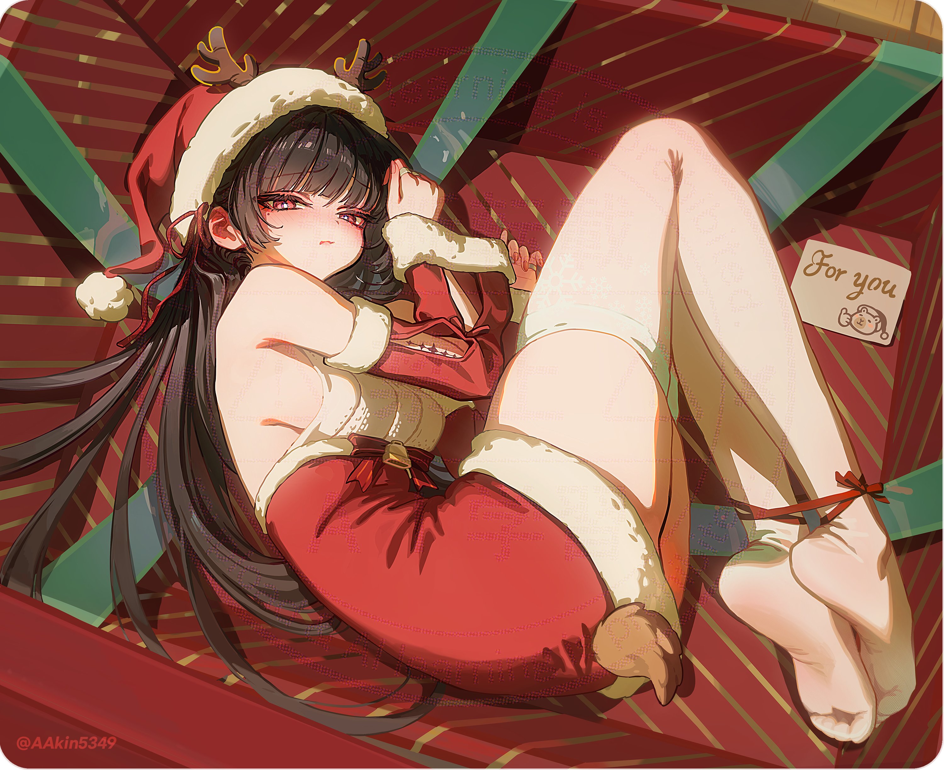 aakin5349, chisa (wuthering waves), wuthering waves, absurdres, commentary, highres, symbol-only commentary, 1girl, alternate costume, bare shoulders, black hair, breasts, bright pupils, closed mouth, dress, fur-trimmed dress, fur trim, hat, long hair, looking at viewer, lying, medium breasts, mole, mole under eye, on side, red dress, red eyes, santa hat, solo, tacet mark (wuthering waves), thighhighs, white pupils, white thighhighs