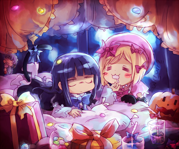 nekokun, frederica bernkastel, hanyuu, lambdadelta, higurashi no naku koro ni, umineko no naku koro ni, 00s, 3girls, = =, annoyed, bedroom, beret, blonde hair, blue hair, blush stickers, bow, candy, cat tail, crossover, dress, drinking straw, food, frills, gift, hair bow, hat, in-franchise crossover, jack-o'-lantern, lovestruck, multiple girls, pink dress, pink hat, pumpkin, ribbon, saliva, tail, tail ornament, tail ribbon