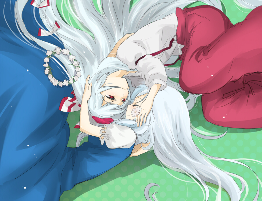machiko (beard), fujiwara no mokou, kamishirasawa keine, touhou, silver hair, 2girls, bow, female focus, flower, hair bow, long hair, lying, multiple girls, multiple hair bows, on side, red eyes, suspenders