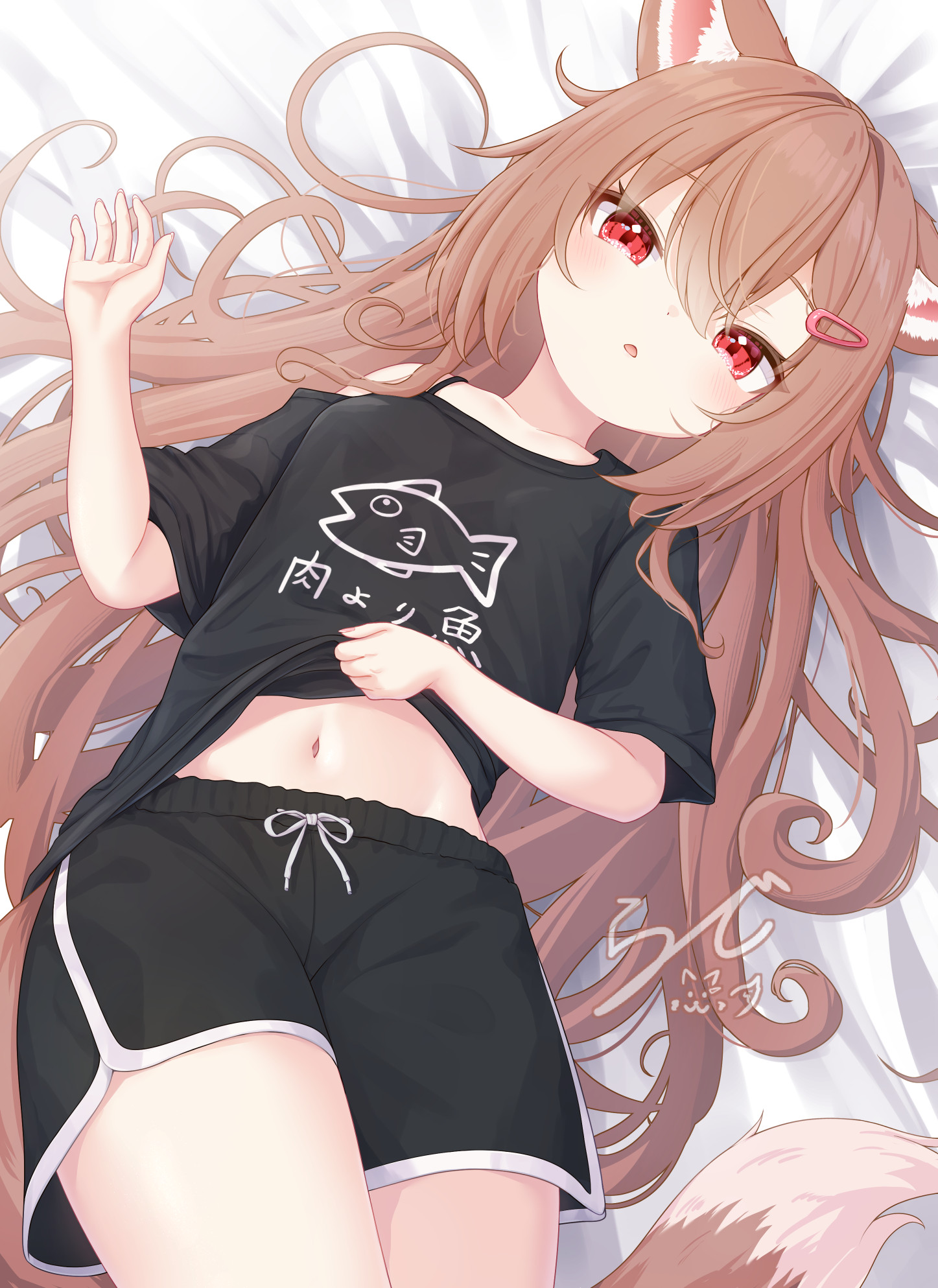 rade (rade 552), original, commentary request, highres, 1girl, animal ear fluff, animal ears, animal print, artist name, bed sheet, black shirt, black shorts, breasts, brown hair, clothes lift, collarbone, dolphin shorts, fish print, hair ornament, hairclip, long hair, looking at viewer, lying, navel, on back, open mouth, red eyes, shirt, shirt lift, short shorts, short sleeves, shorts, signature, small breasts, solo, tail, very long hair, wolf ears, wolf girl, wolf tail
