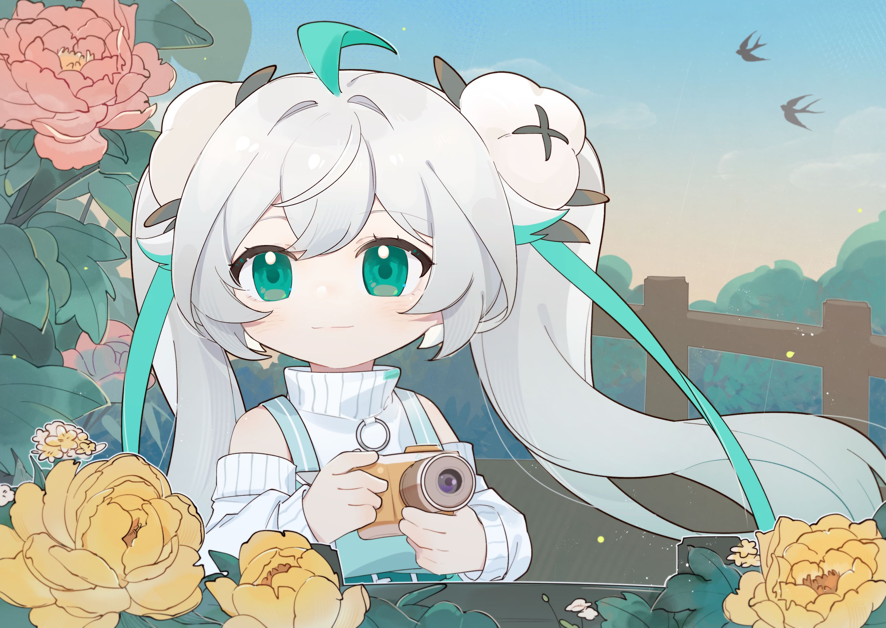 wenxiaomian family, commentary request, highres, 1girl, ahoge, bare shoulders, bird, blue sky, camera, closed mouth, day, fence, flower, gradient hair, green eyes, green hair, hair ornament, hair ribbon, holding, holding camera, jewelry, long hair, long sleeves, looking at viewer, multicolored hair, off shoulder, official alternate costume, official alternate hairstyle, outdoors, overalls, peony (flower), pink flower, quanmian shidai, ribbon, sky, smile, solo, streaked hair, swallow (bird), sweater, turtleneck, turtleneck sweater, twintails, upper body, very long hair, wen xiaomian, white flower, white hair, white sweater, yellow flower