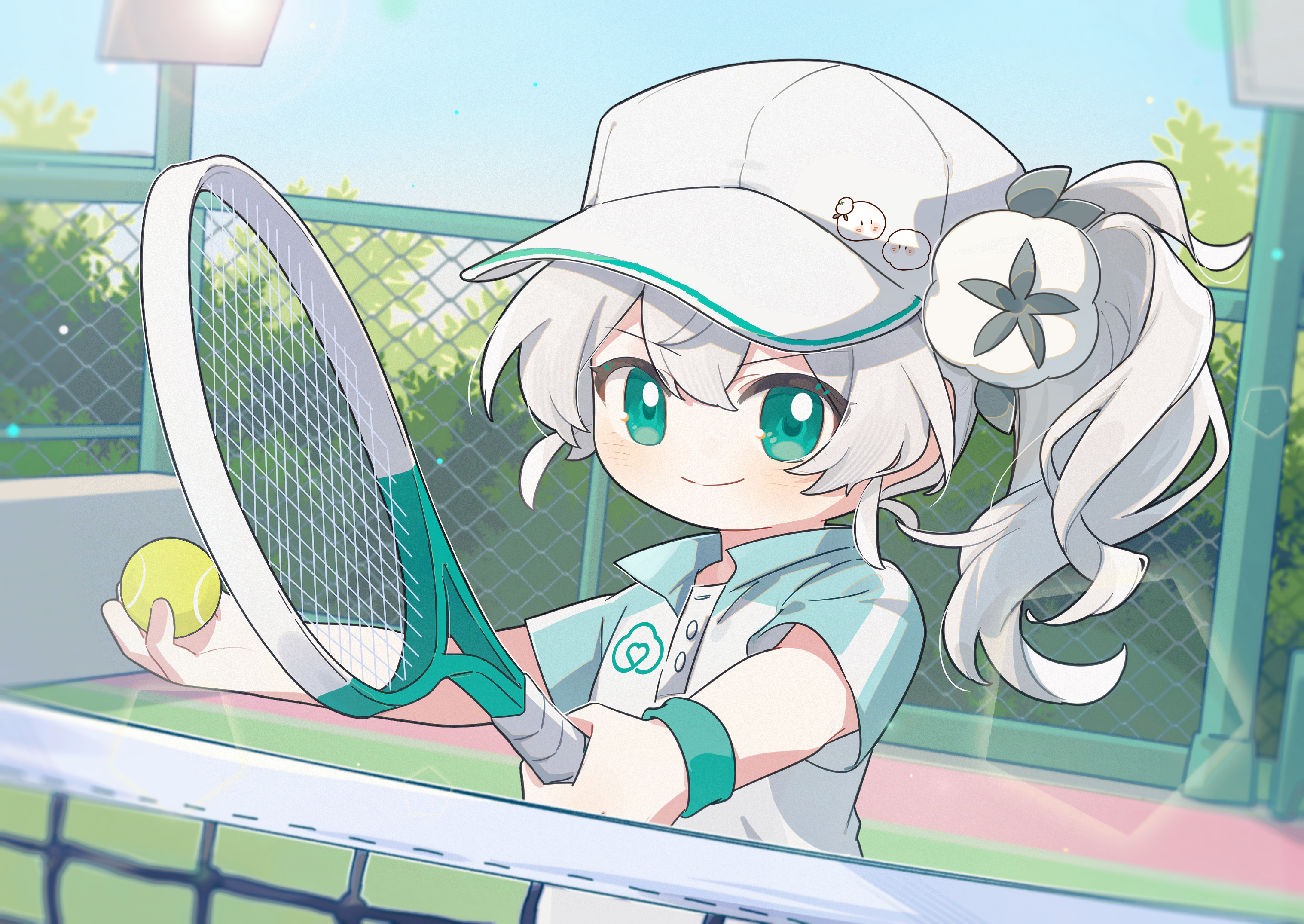 wenxiaomian family, commentary request, highres, 1girl, ahoge, alternate costume, ball, baseball bat, baseball cap, chain-link fence, closed mouth, collared shirt, day, fence, green eyes, green hair, hair between eyes, hair ornament, hat, holding, holding ball, long hair, looking at viewer, outdoors, polo shirt, quanmian shidai, racket, shirt, short sleeves, side ponytail, sky, smile, solo, sportswear, tennis ball, tennis racket, tennis uniform, upper body, virtual youtuber, wen xiaomian, white hair, white shirt