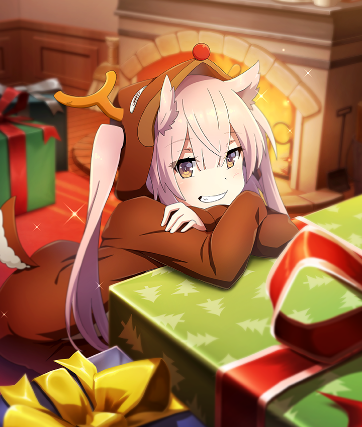 mashiko kaoru, rudolph the red nosed reindeer, toji no miko, toji no miko: kizamishi issen no tomoshibi, game cg, official art, third-party source, 1girl, animal costume, antlers, blush, bodysuit, box, brown bodysuit, christmas, christmas present, cosplay, crossed arms, dot nose, fireplace, gift, gift box, grin, hair horns, horns, indoors, leaning on object, long sleeves, looking at viewer, pink hair, reindeer costume, rudolph the red nosed reindeer (cosplay), smile, solo, sparkle, tail, twintails, wooden floor