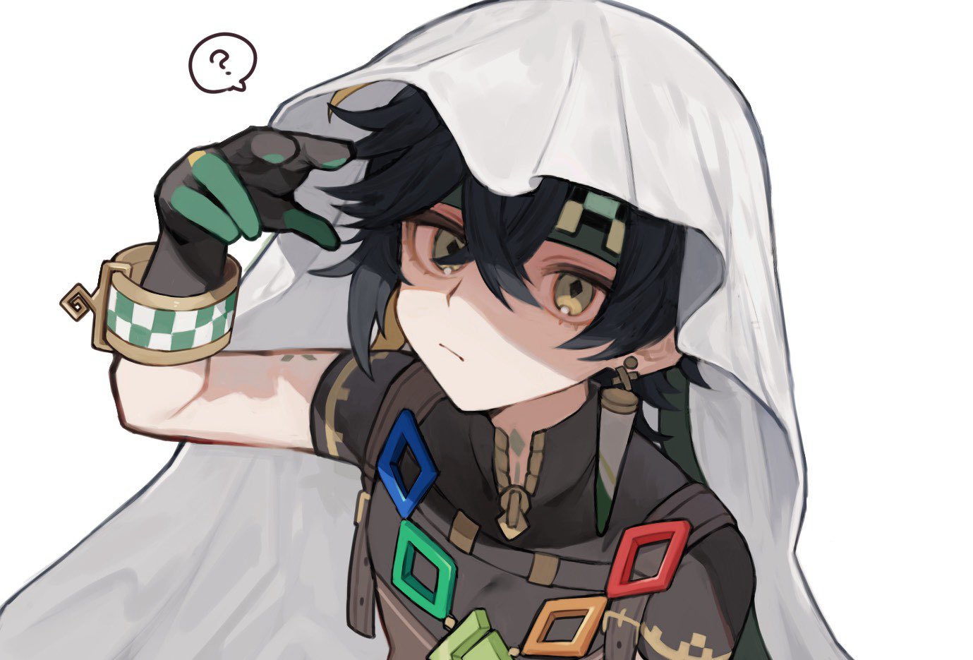 nana668, kinich (genshin impact), genshin impact, commentary, symbol-only commentary, 1boy, ?, black hair, closed mouth, crossed bangs, diamond-shaped pupils, diamond (shape), earrings, gloves, green eyes, green headband, headband, jewelry, looking at viewer, male focus, multicolored hair, short sleeves, simple background, solo, spoken question mark, symbol-shaped pupils, under covers, upper body, white background