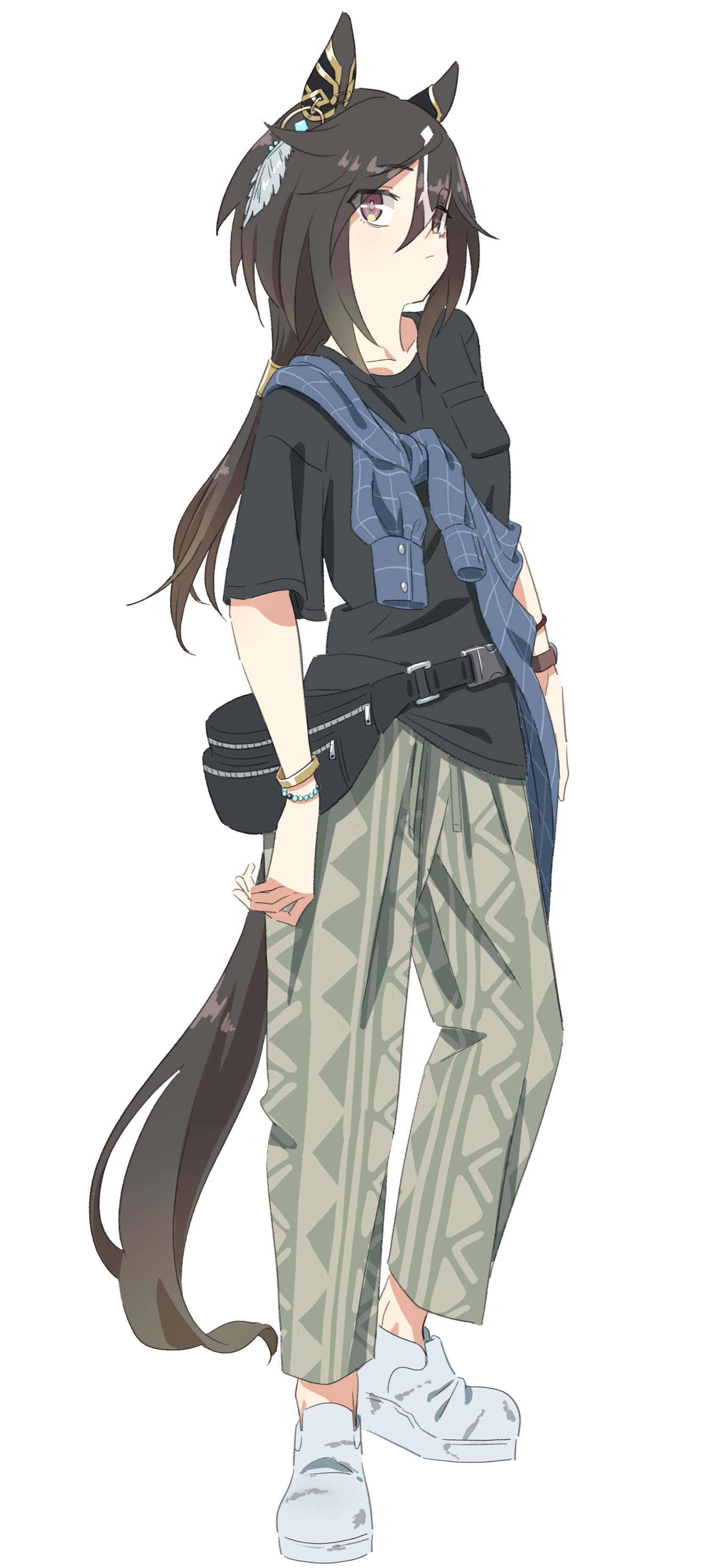 kazoku chicken, stay gold (umamusume), umamusume, absurdres, highres, 1girl, animal ears, black hair, black shirt, blue shirt, bracelet, brown eyes, brown hair, casual, closed mouth, ear covers, fanny pack, feather hair ornament, feathers, full body, gradient eyes, hair between eyes, hair ornament, horse ears, horse girl, horse tail, jewelry, long hair, looking at viewer, multicolored eyes, multicolored hair, pants, ponytail, purple eyes, shirt, shoes, short sleeves, simple background, solo, stay gold (casual) (umamusume), streaked hair, tail, white background, white hair