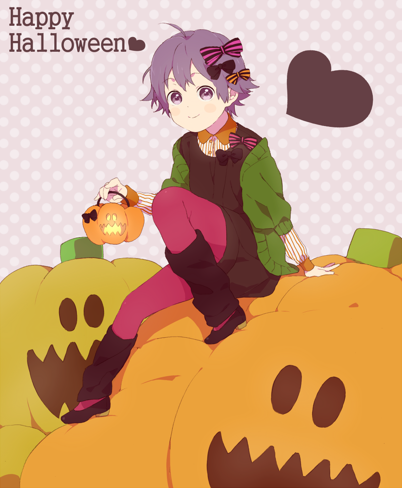 mosuko, bad id, bad pixiv id, 1girl, ahoge, bow, female focus, halloween, happy halloween, heart, jack-o'-lantern, loose socks, pantyhose, pink background, polka dot, polka dot background, pumpkin, short hair, socks, solo
