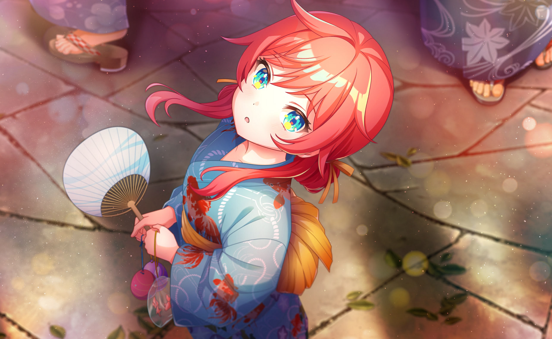 wang xue, world dai star, commentary request, game cg, highres, official art, third-party source, 1girl, :o, blue eyes, blush, floral print, from above, hand fan, japanese clothes, kimono, long hair, looking at viewer, obi, paper fan, pink hair, red hair, sandals, sash, solo, squatting, uchiwa, yukata